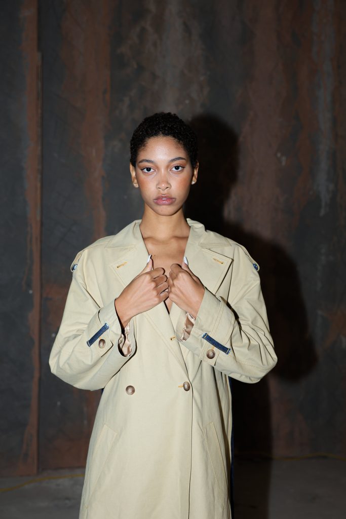 KSENIASCHNAIDER дебютує на London Fashion Week з колекцією UTC+0