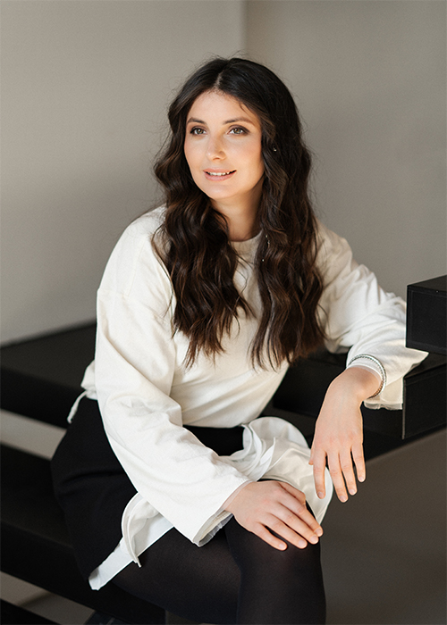 Інна Оніщук, засновниця