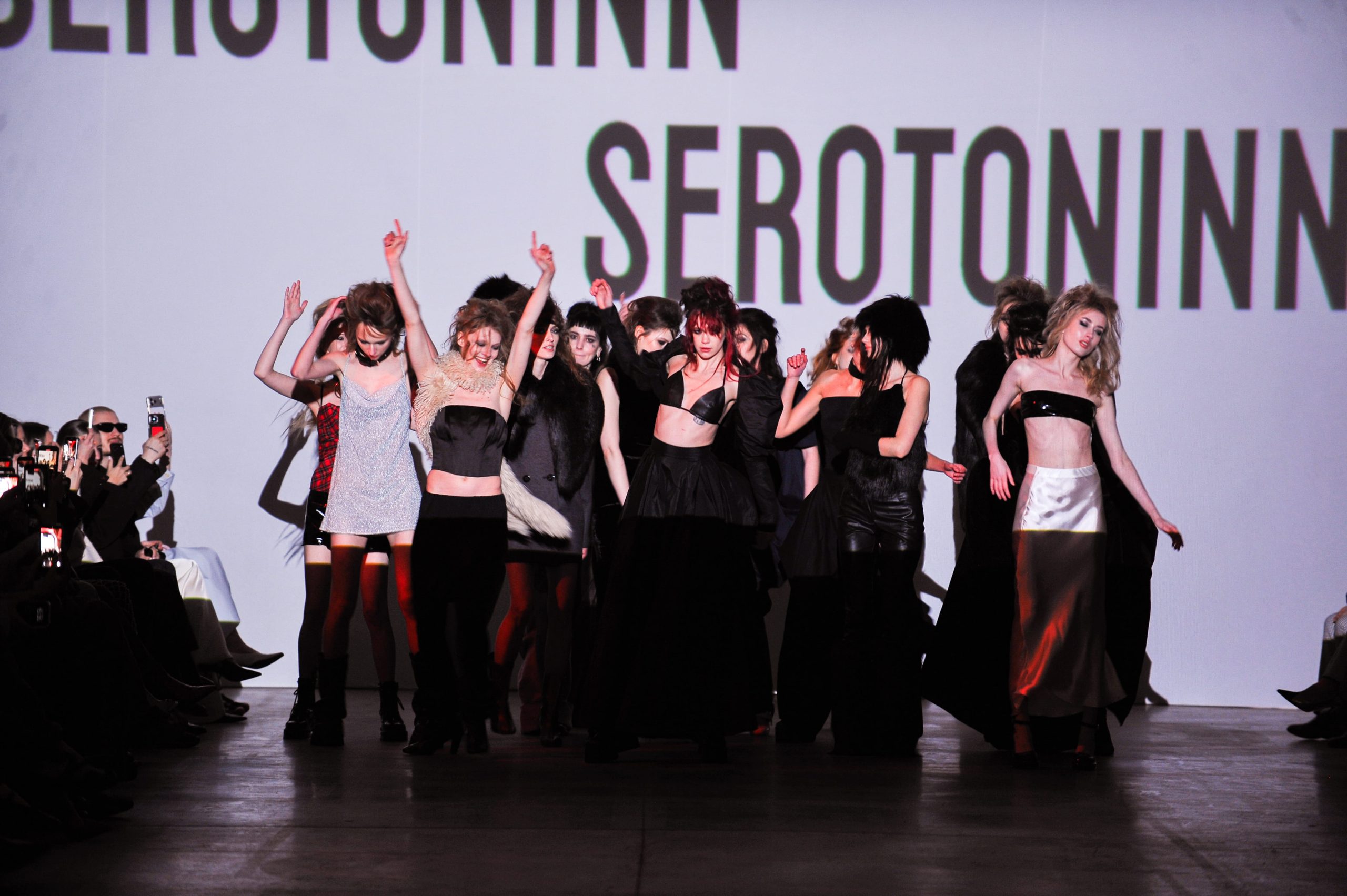 SEROTONINN_Runway_Credits_Volodymyr_Bosak_UFW_FW26-19 (1)